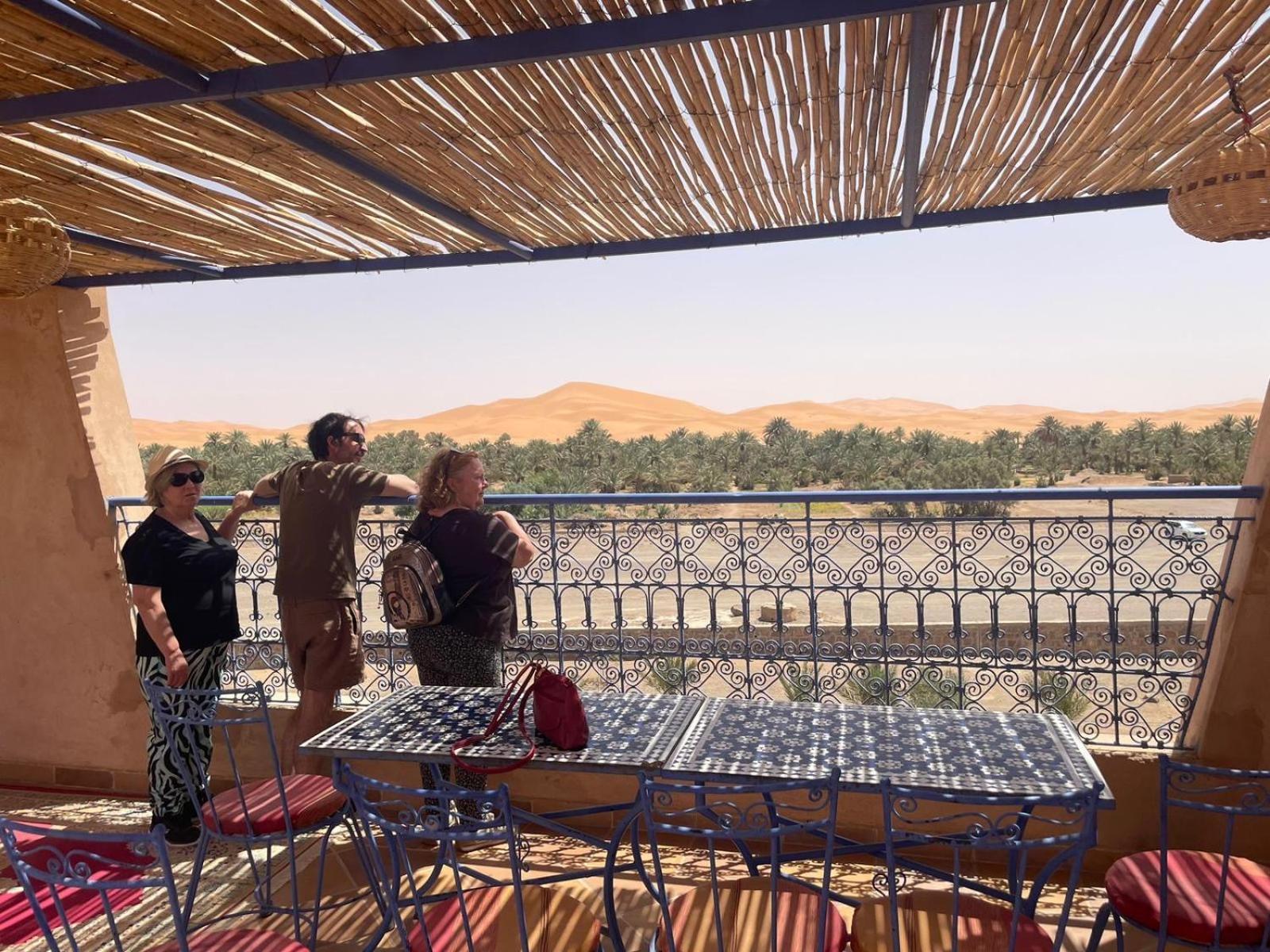 Riad Les Jardins De Merzouga Ngoại thất bức ảnh