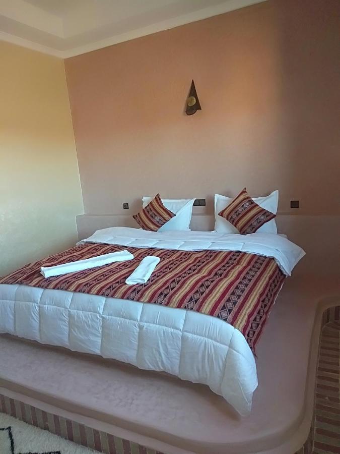 Riad Les Jardins De Merzouga Ngoại thất bức ảnh
