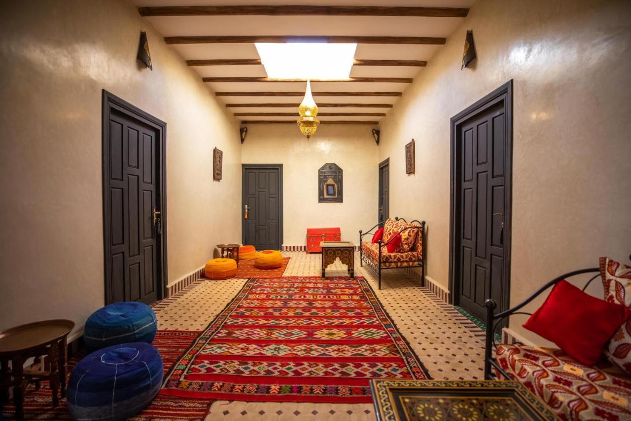Riad Les Jardins De Merzouga Ngoại thất bức ảnh