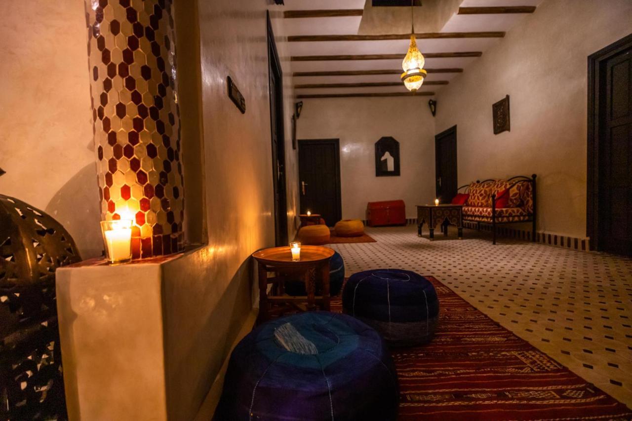 Riad Les Jardins De Merzouga Ngoại thất bức ảnh