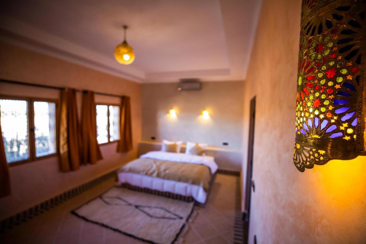 Riad Les Jardins De Merzouga Ngoại thất bức ảnh