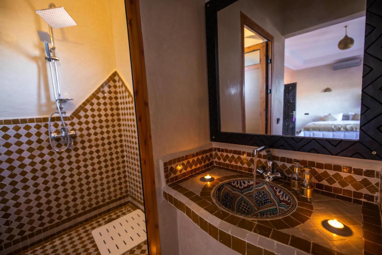 Riad Les Jardins De Merzouga Ngoại thất bức ảnh