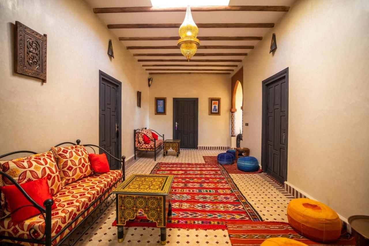 Riad Les Jardins De Merzouga Ngoại thất bức ảnh