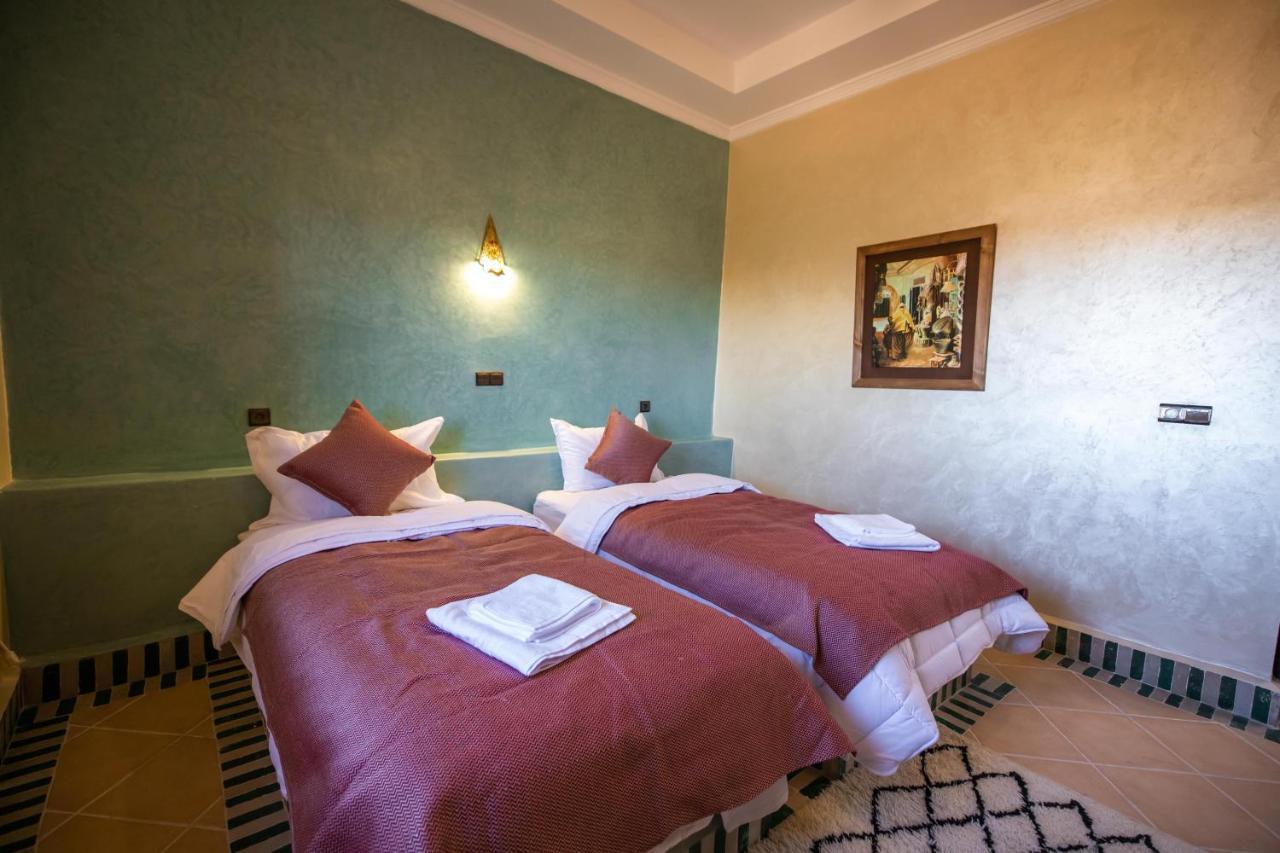 Riad Les Jardins De Merzouga Ngoại thất bức ảnh