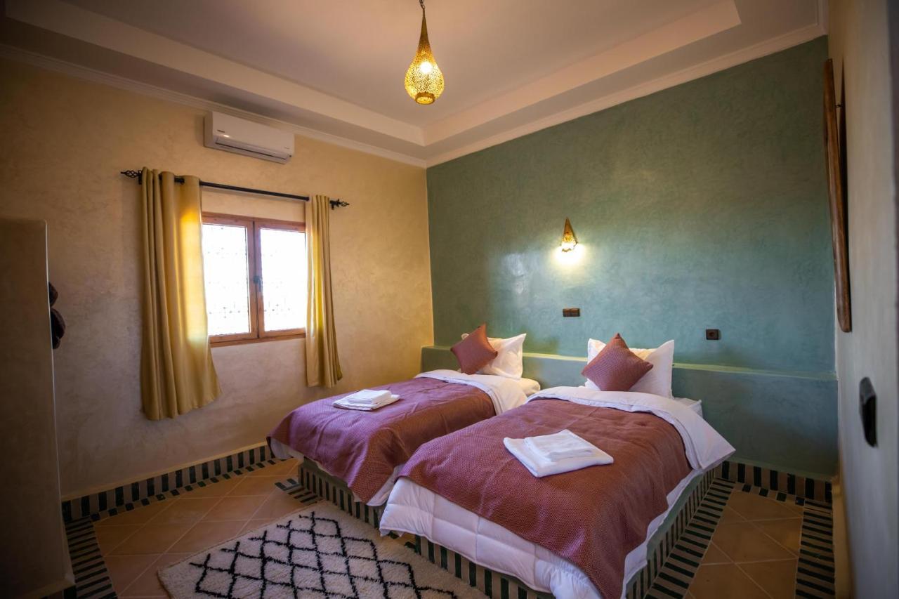 Riad Les Jardins De Merzouga Ngoại thất bức ảnh