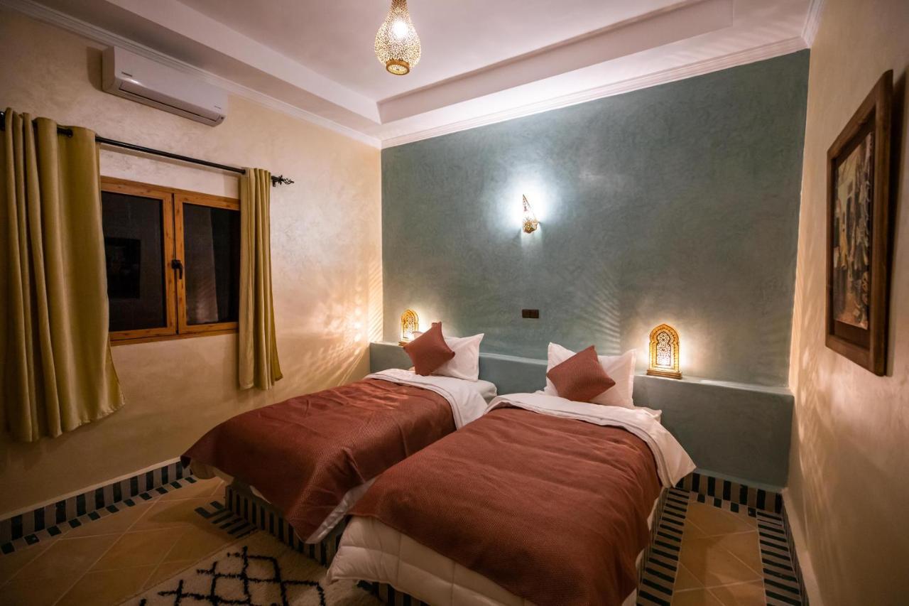 Riad Les Jardins De Merzouga Ngoại thất bức ảnh