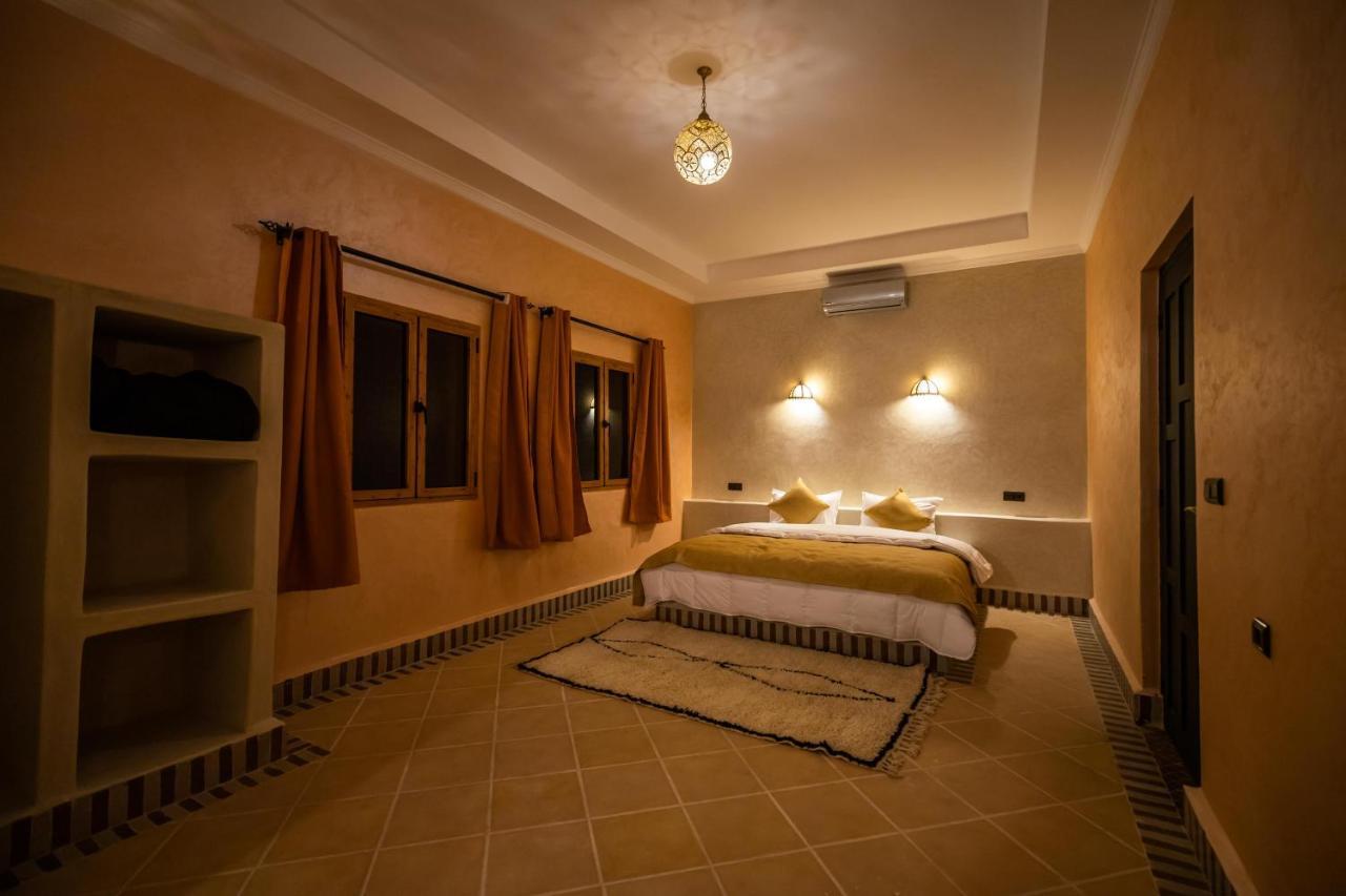 Riad Les Jardins De Merzouga Ngoại thất bức ảnh